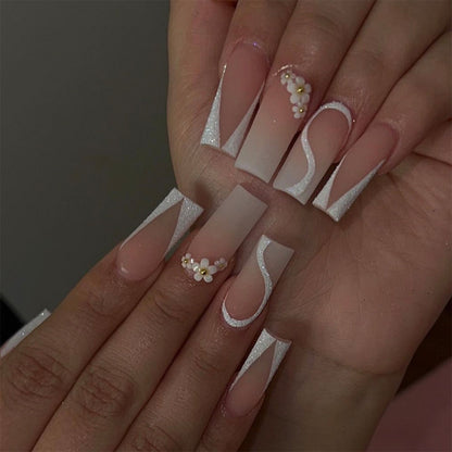 Glamouröse Glitzer-Stiletto Press-On Nägel Brehn