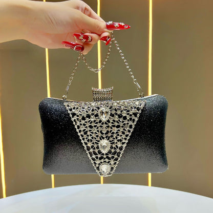 Glamouröse Strass-besetzte Abendtasche