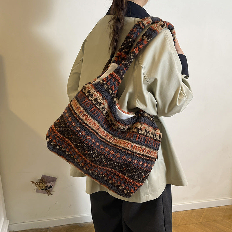 WoBohemian Strick Hobo Tasche Brehn