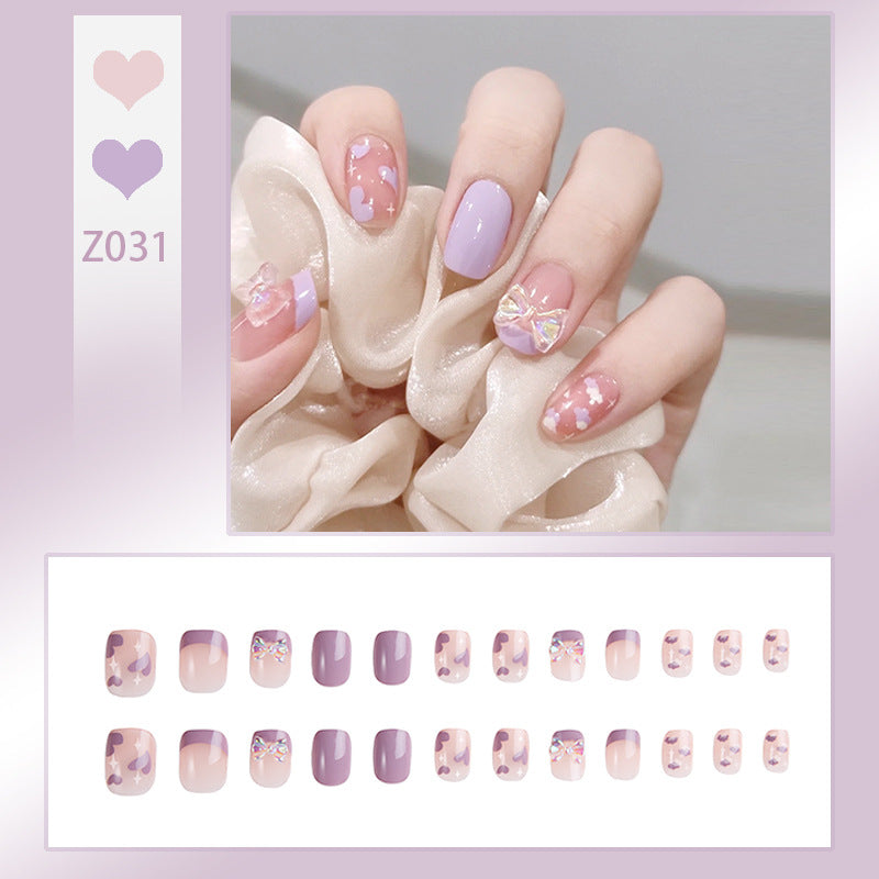 Stylisches dekoratives Press-On-NagelSet