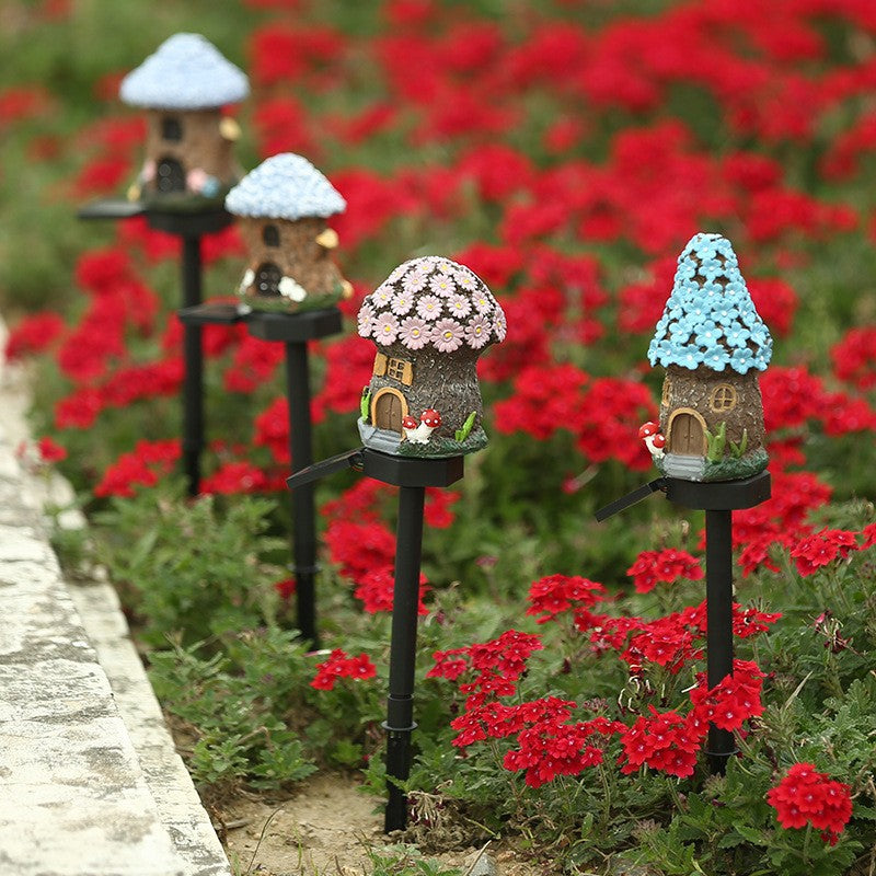 Solar Mushroom House Gartensteckerlicht mit wiederaufladbarem Akku Brehn