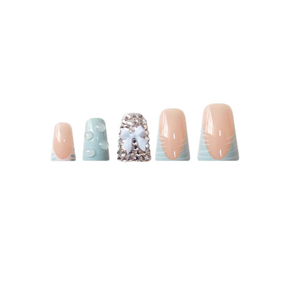Dekorative Bling Nagelverzierungen Brehn