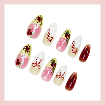 Kunstnagelset mit winterlichen und festlichen Designs Brehn