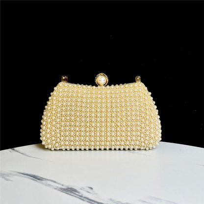 Perlenbesetzte Abendhandtasche
