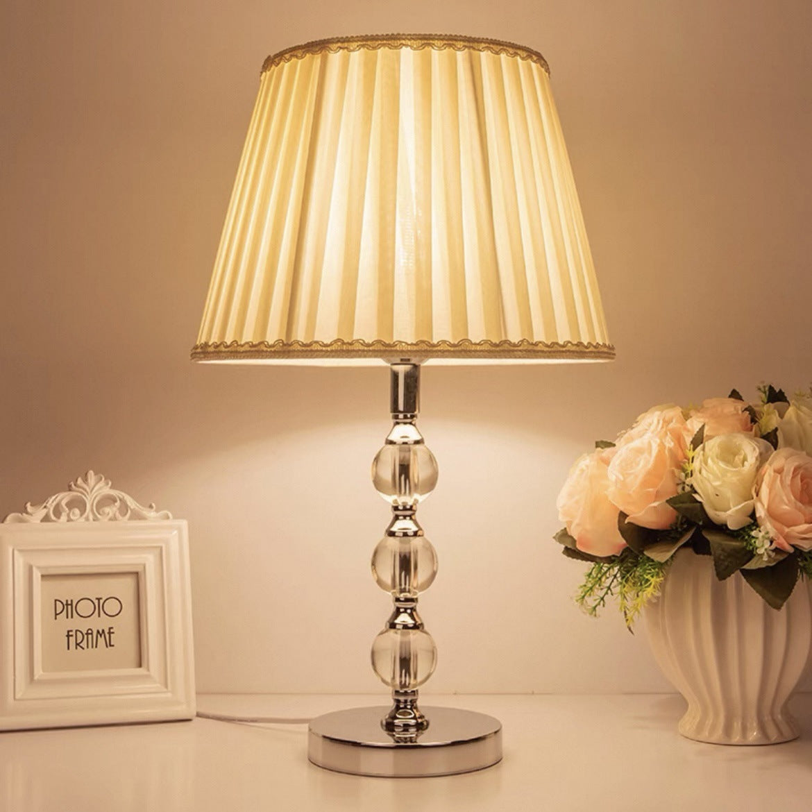 Elegante Glasfuß Tischlampe