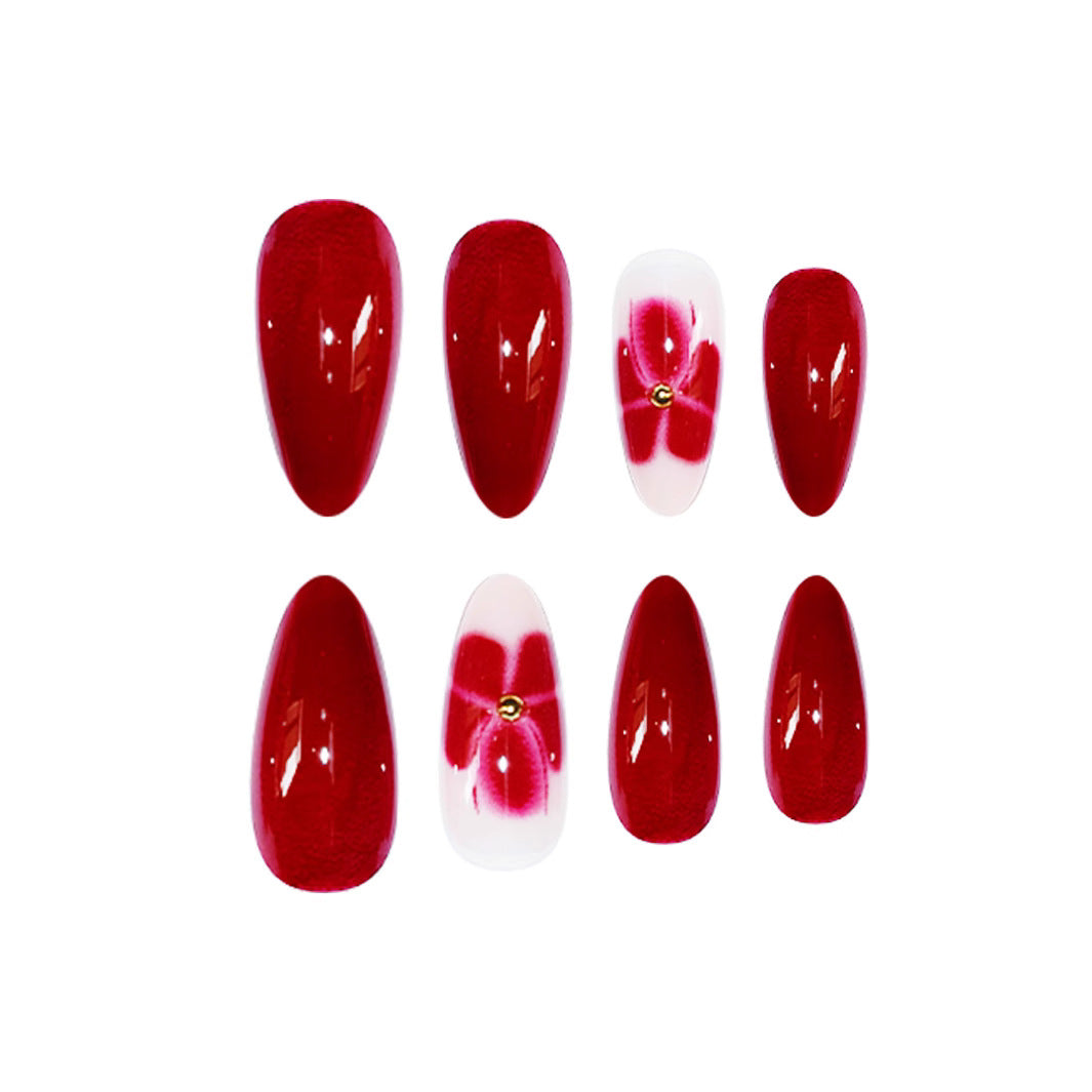 Elegante florale Press-On-Nagelkunst Brehn