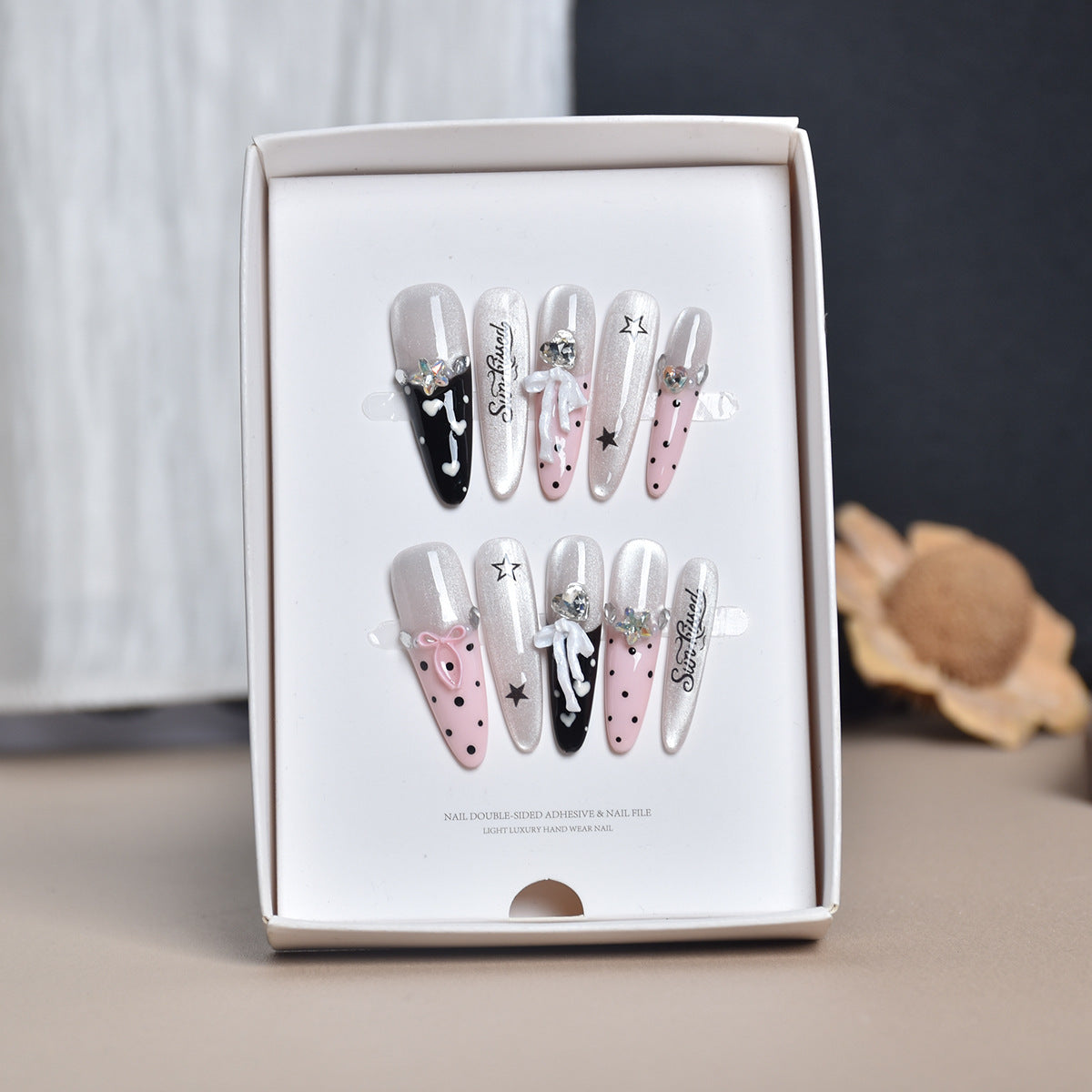 Glamouröse Dekorative Press-On Nagelkunst Brehn