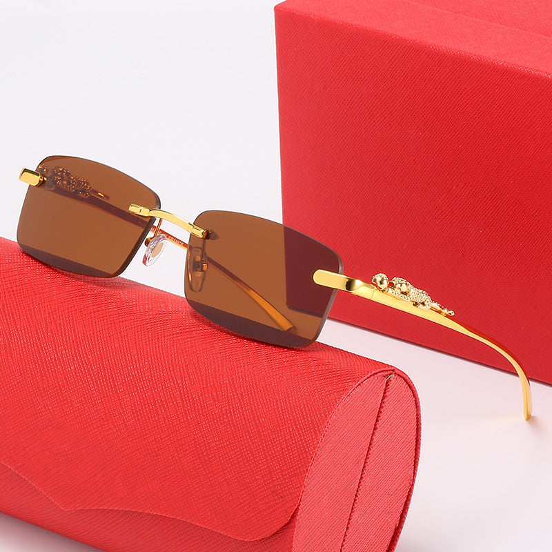 Damen modische Sonnenbrille mit elegantem Metallrahmen und verzierten Bügeln Brehn