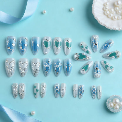 Künstlerisches, mit Kristallen verziertes Nail Art Set Brehn