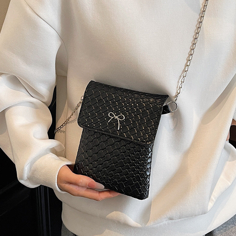 Texturierte Mini-Handtasche