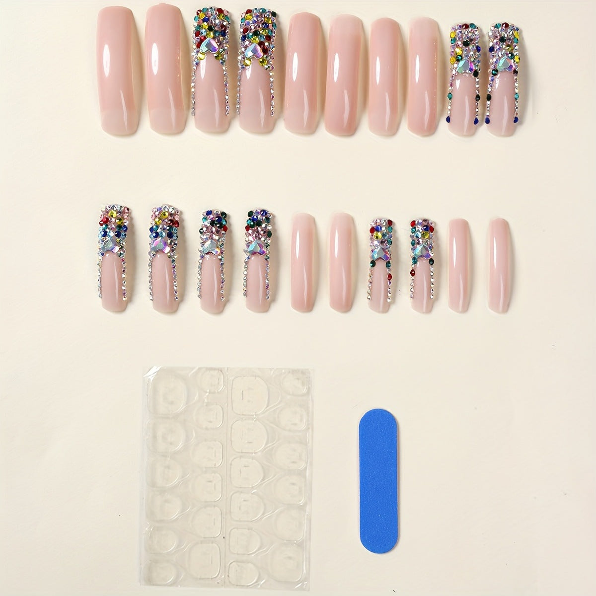 3D Dekorative Press-On Nagelverlängerungen mit funkelnden Edelsteinakzenten Brehn