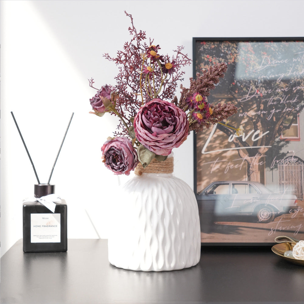 Eleganter Kunstblumenstrauß