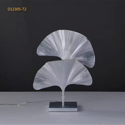 Künstlerische Tischlampe mit Ginkgo-Blatt-Design
