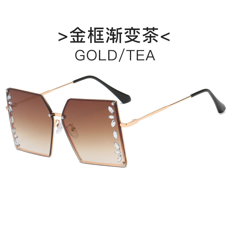 Damen futuristische Sonnenbrille mit auffälligem Hexagonalrahmen und hochwertigen Glitzerakzenten Brehn