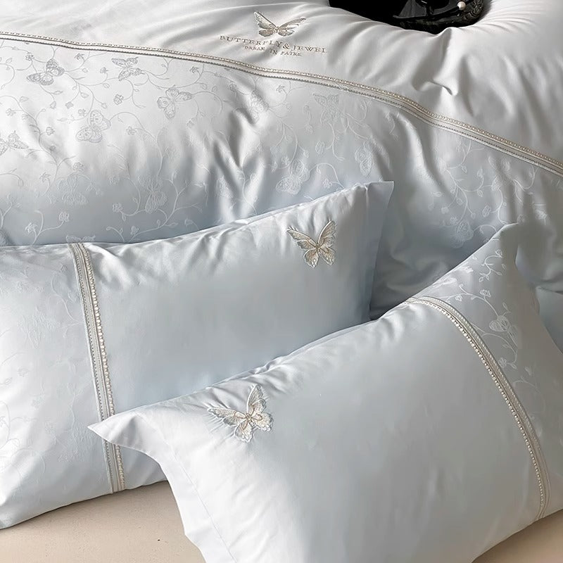 Luxuriöses Baumwollsatin gesticktes Bettbezug-Set mit Hemstichdetails und Kissenbezügen