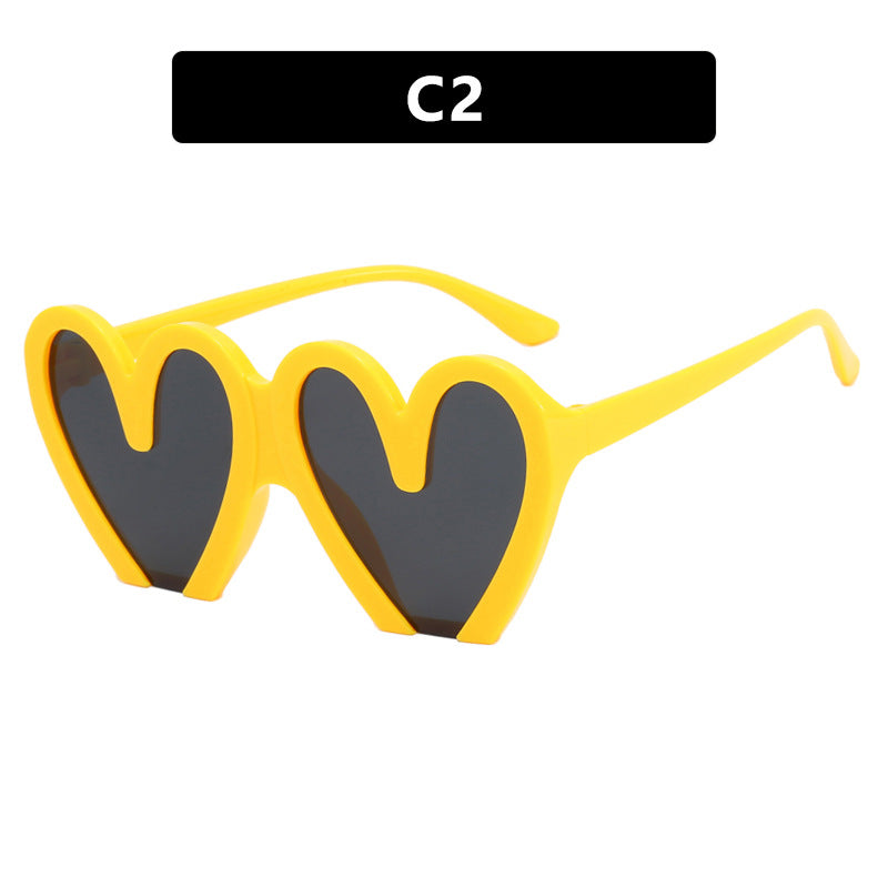 Damen Herzförmige Sonnenbrille mit robustem Kunststoffrahmen und UV-Schutz Brehn