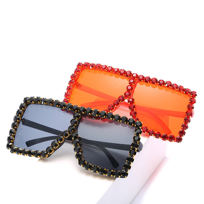 Damen modische Sonnenbrille mit Strassverzierung Brehn