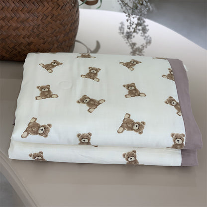 Weiche Mull-Babydecke mit Teddy-Design und doppellagiger Gaze