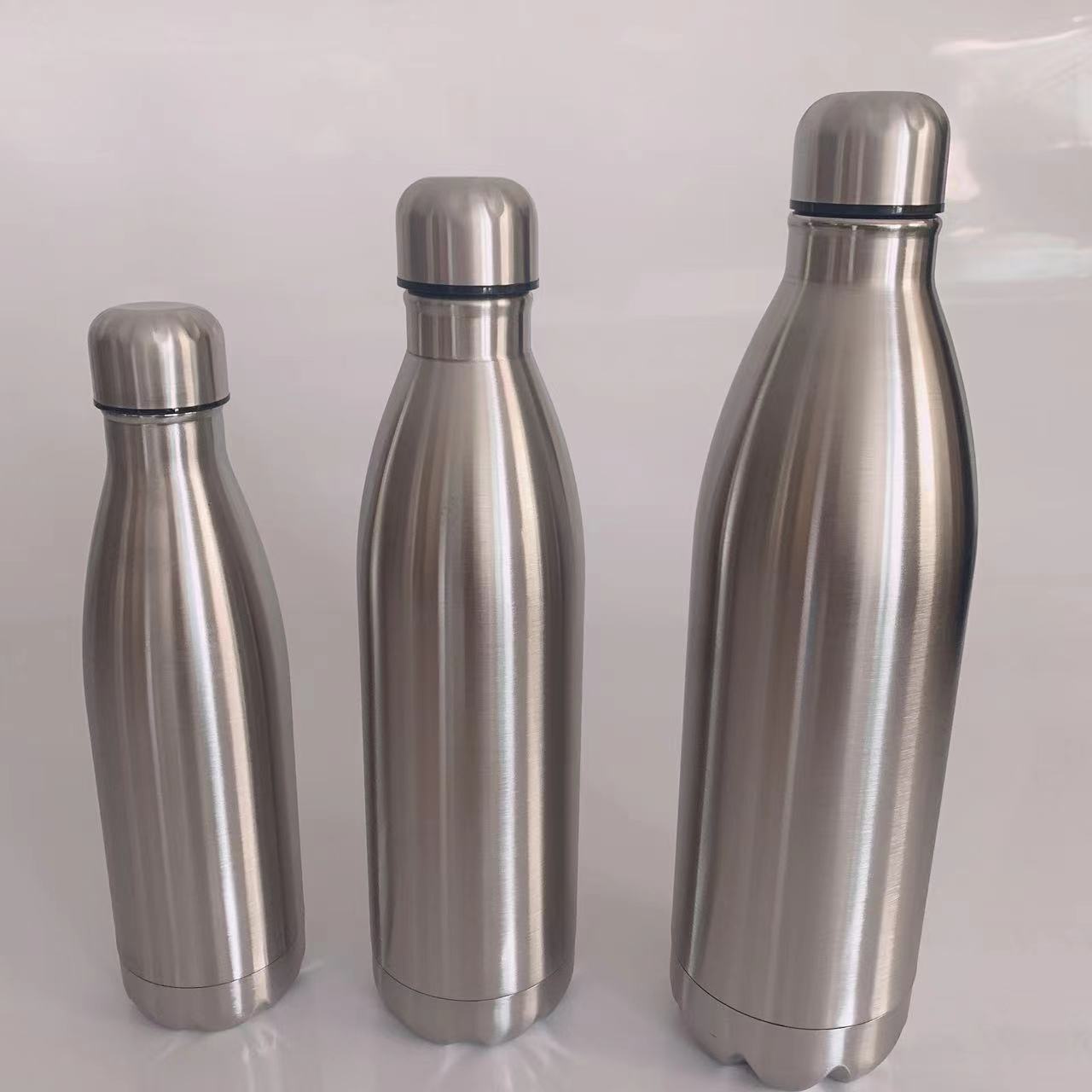 Isolierte Edelstahl-Wasserflasche Brehn