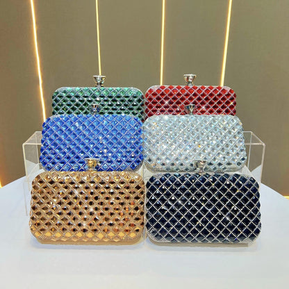 Kristallbesetzte Abend-Clutch