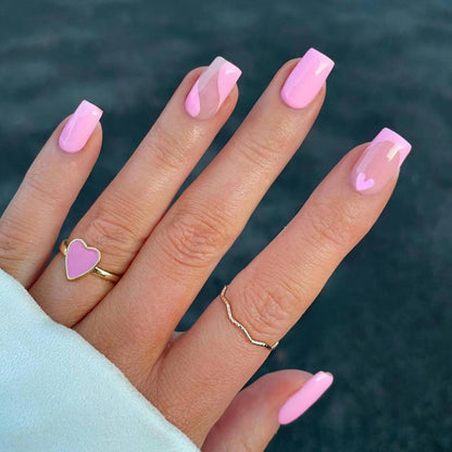 Elegante Herzmuster-Nagelkunstverlängerungen Brehn