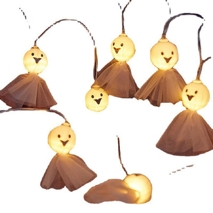 Verspielte LED-Grusel-Lichterkette Brehn