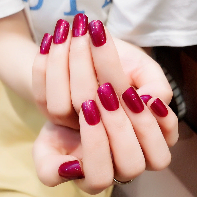 Glänzende Gel-Nagelerweiterungen Brehn