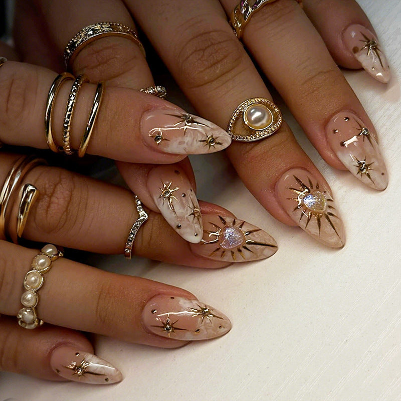 Kunstnagelset mit funkelnden Sternen- und Glitzermotiven Brehn