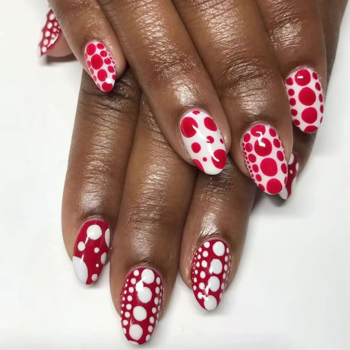 Künstlerisches Polka Dot Nail Art Set