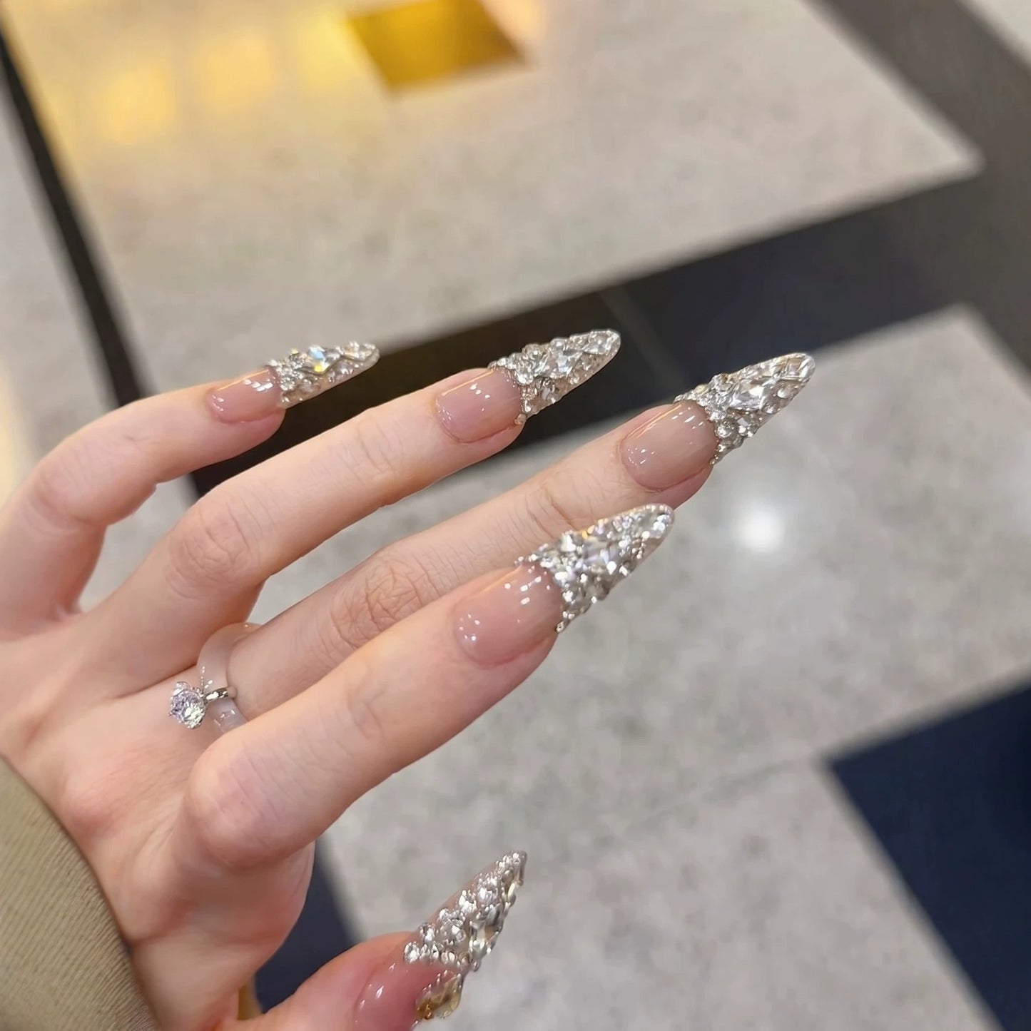 Rhinestone Stiletto Press-On Nail Set Brehn