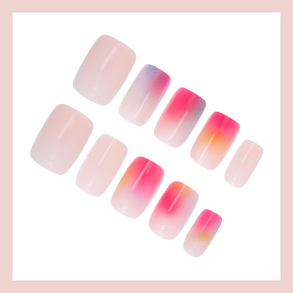 Kunstnagelset mit elegantem Farbverlauf und glitzernden Akzenten Brehn