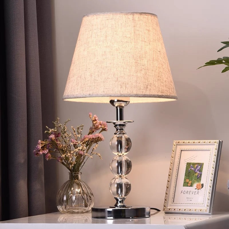 Kristallglasfuß-Tischlampe