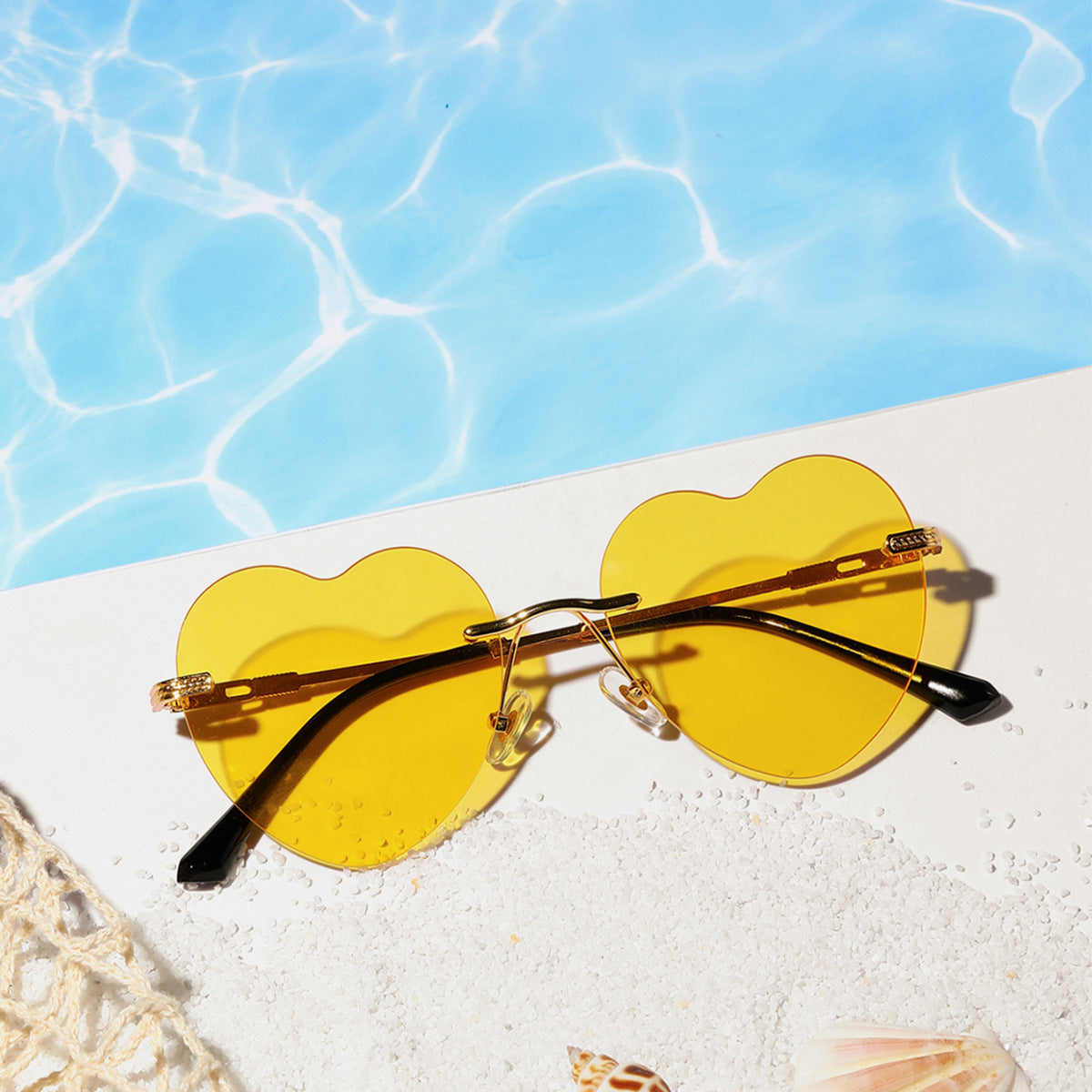 Damen trendige Herz-Sonnenbrille mit verspiegelten Gläsern Brehn