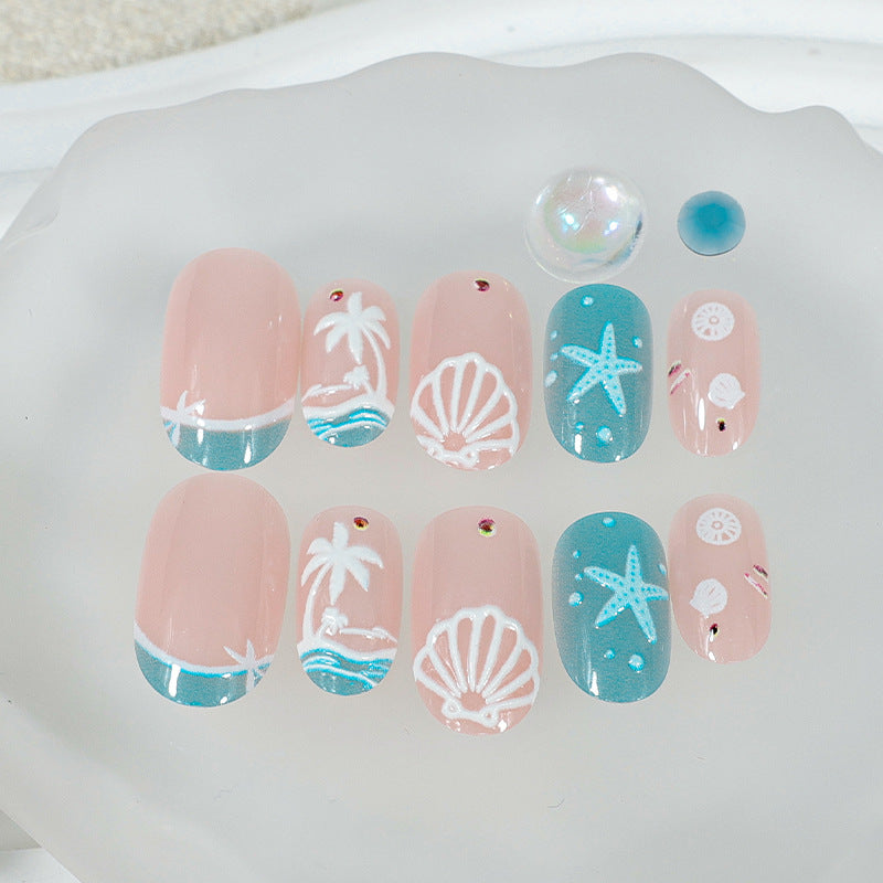 Kunstnagelset mit maritimen Details Brehn