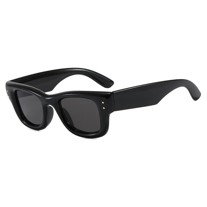 Damen modische Sonnenbrille mit breitem, elegantem Rahmen und schützendem UV-Filter Brehn