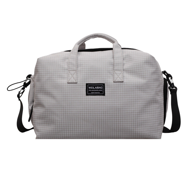 Strukturierte Reisetasche