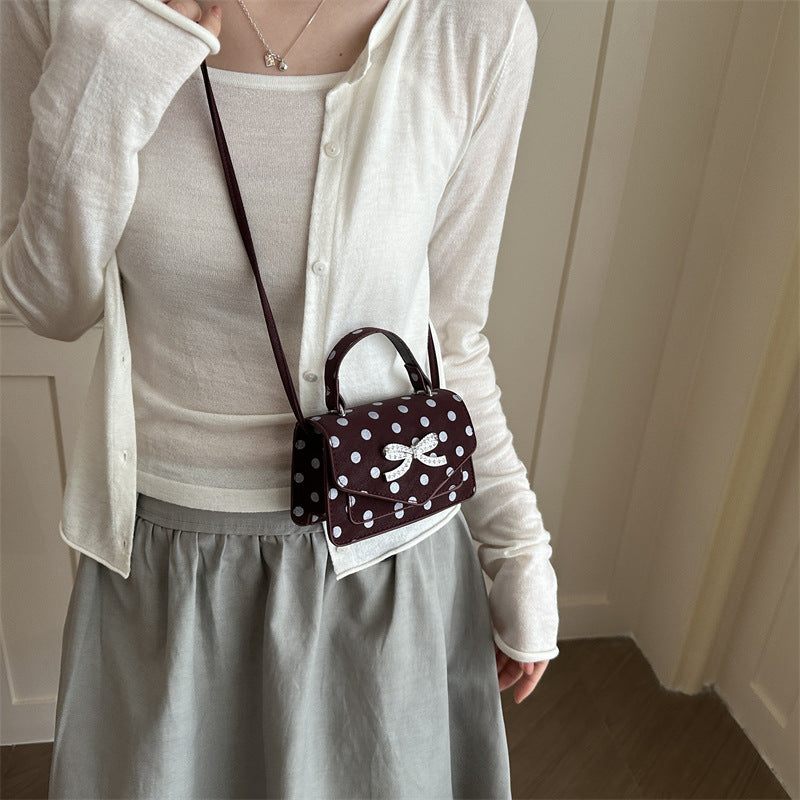 Stylische Punktemuster-Handtasche