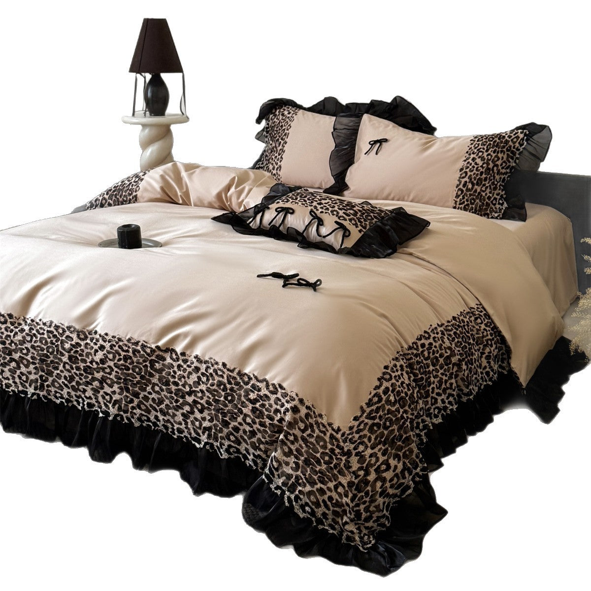 Satin-Feeling Leoparden Spitze Trim Rüschende Bettdeckenbezug Set mit Dekorativem Schleifen Kopfkissenbezügen