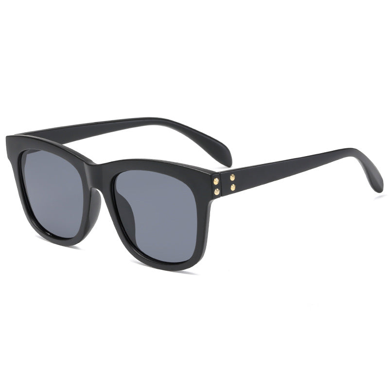 Damen modische Sonnenbrille im zeitgemäßen Design Brehn
