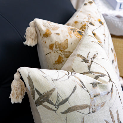 Luxuriöser Sofa- und Bettschmuck