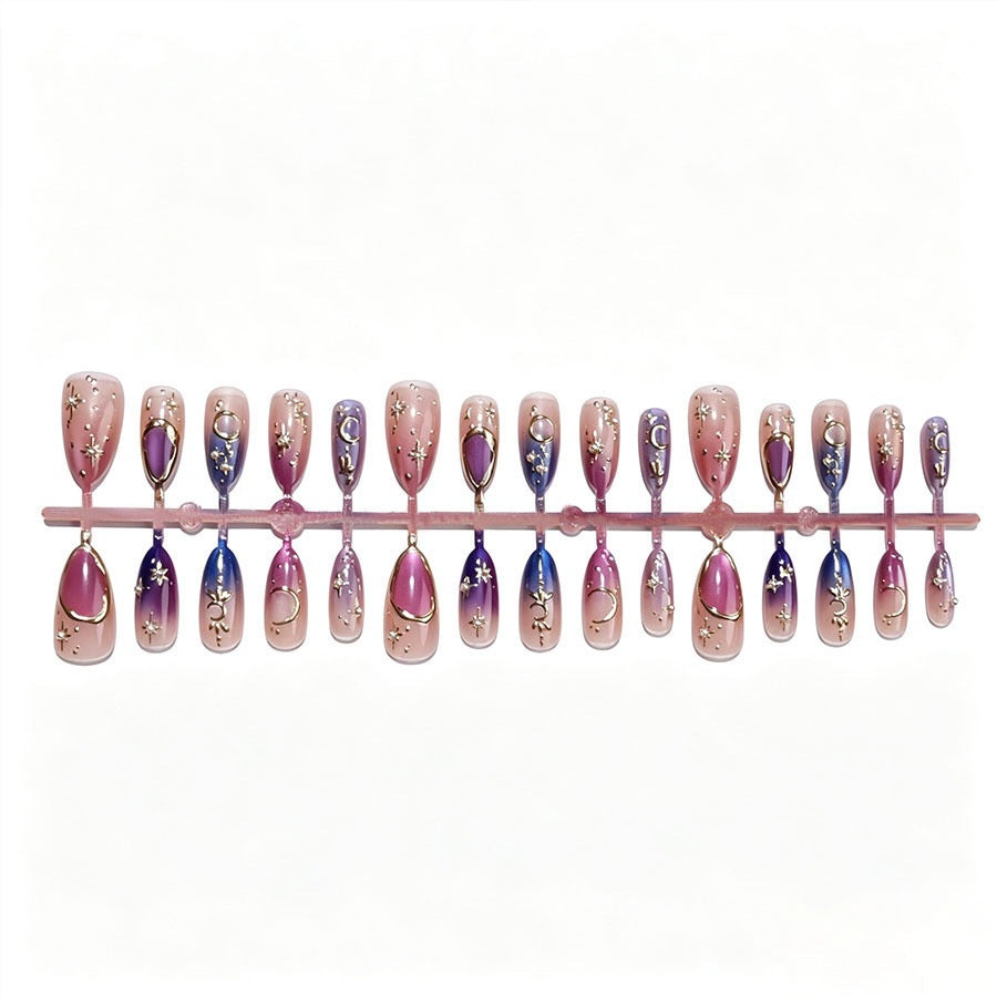 Kunstnagelset mit glamourösen Sternenmotiven Brehn