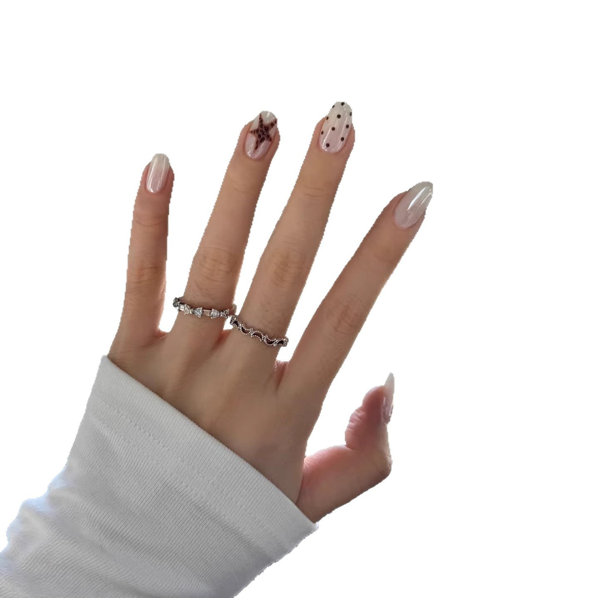 Künstlerisches Press-On Nagelkunst Set mit kreativen Stern- und Tupfen-Designs