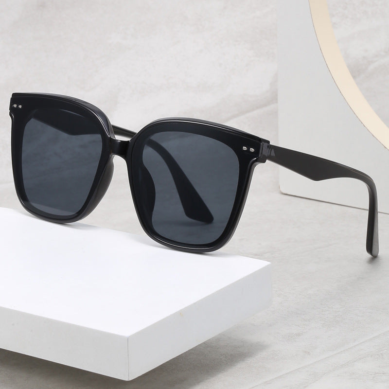 Damen geometrische Sonnenbrille mit luxuriösem Metallrahmen Brehn