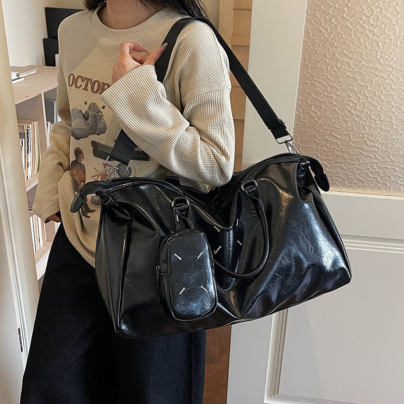 Elegante Reisetasche Aus Hochwertigem Kunstleder Brehn