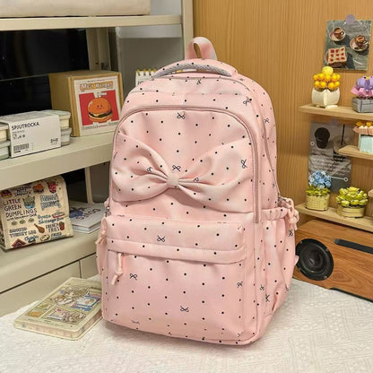 Charmanter Rucksack mit Schleifenakzent
