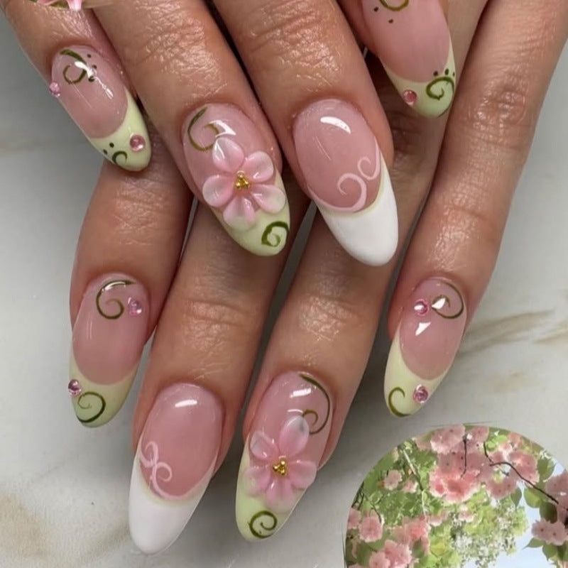 Künstlerisches Floral-Akzent Press-On Nagelset Brehn