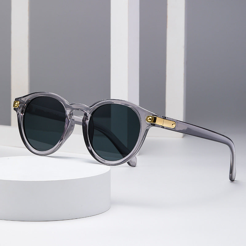 Damen modische Sonnenbrille mit transparentem Rahmen und robusten Gläsern Brehn
