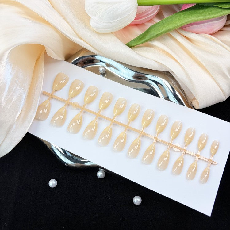 Natürlicher Glänzender Press-On Nagelset Brehn