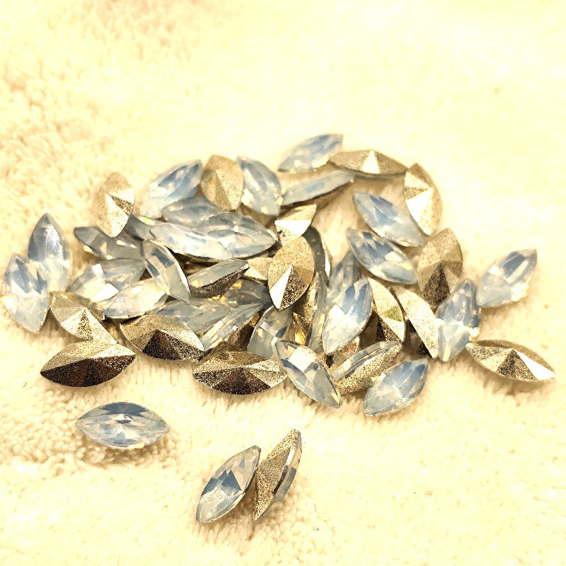 Glitzernde Acrylschmucksteine Brehn