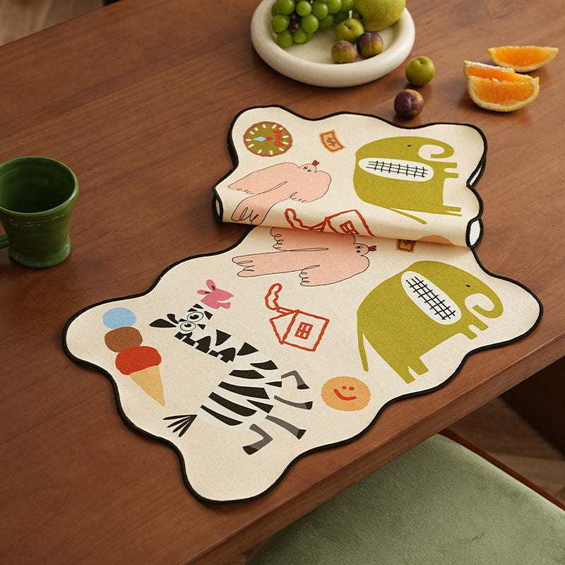verspieltes Kinder-Tischset aus rutschfestem abwaschbarem Silikon mit Tiermotiven Brehn